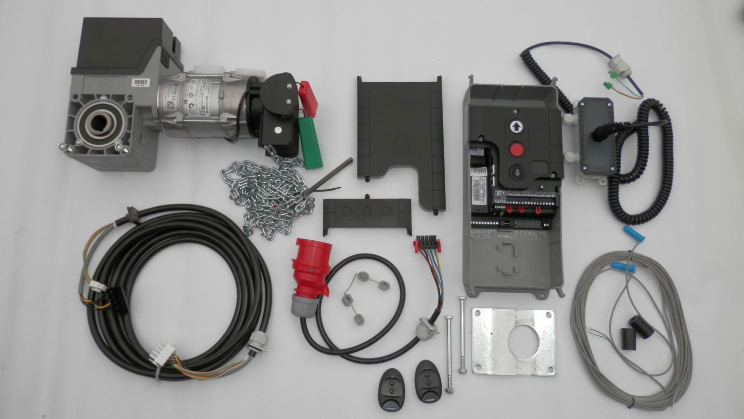 Napęd do bramy przemysłowej 5.24 + centrala TS971 + OSE + piloty Napęd do bramy przemysłowej 5.24 + centrala TS971 + OSE + piloty