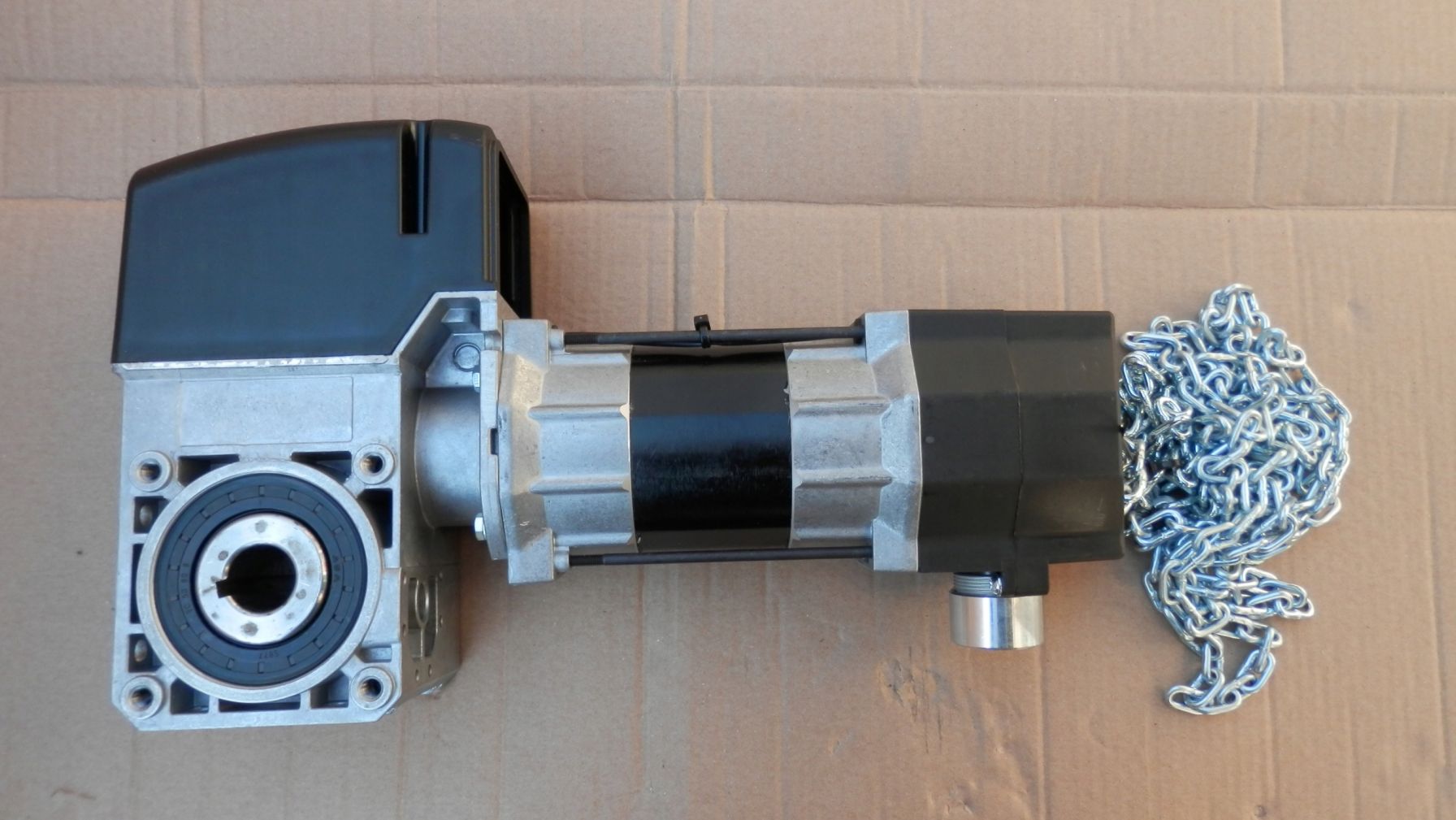 Napęd do bramy MFZ Ovitor STA 1-10-24 Napęd do bramy MFZ Ovitor STA 1-10-24