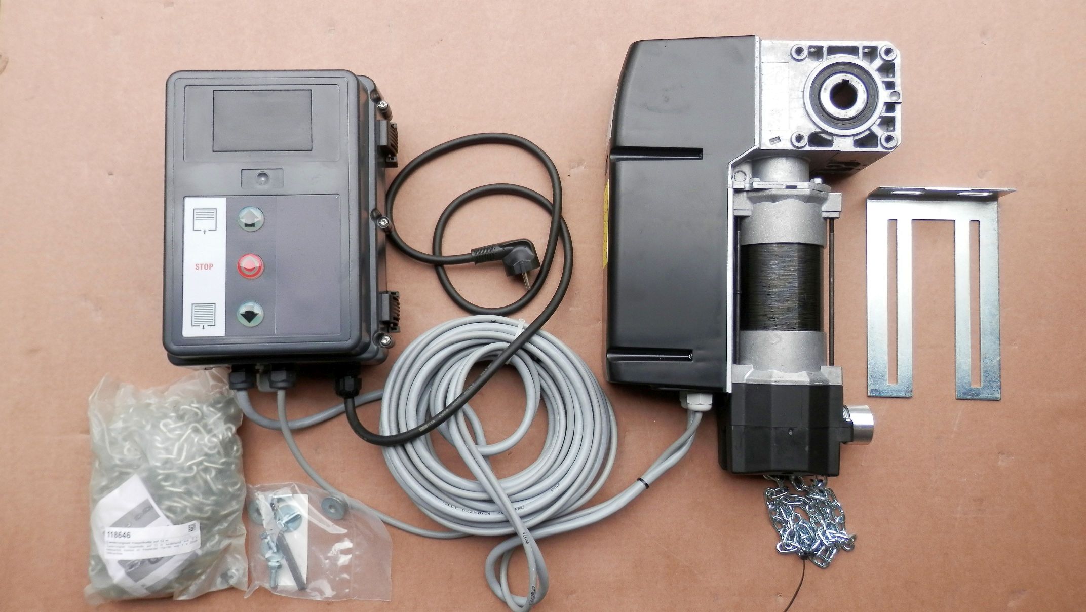 Marantec MFZ STA 1-8-45 FU KE + centrala CS320 FU napęd bramy przemysłowej