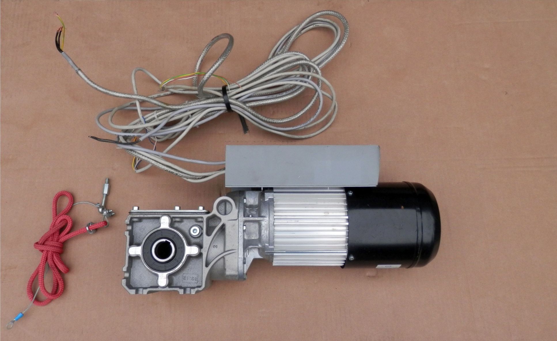 ABM ZFB12SOH/KGS102/4D71B-4 napęd bramy szybkobieżnej motoreduktor silnik EFAFLEX ABM ZFB12SOH/KGS102/4D71B-4 napęd bramy szybkobieżnej motoreduktor silnik EFAFLEX