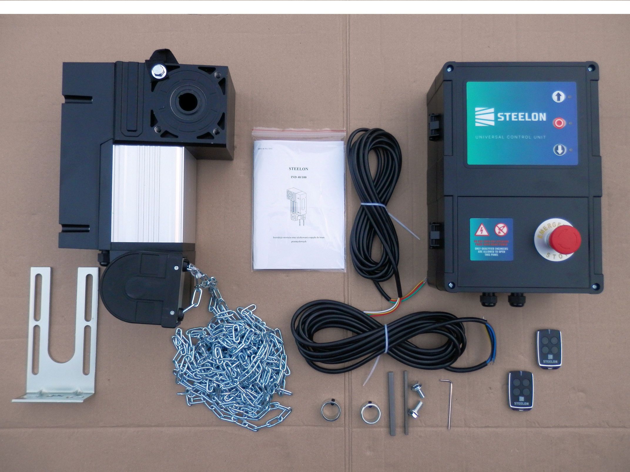 INDUS 40 STEELON Napęd do bramy przemysłowej garażowej INDUS 40 STEELON Napęd do bramy przemysłowej garażowej